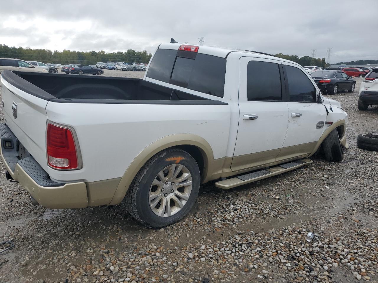 2014 RAM 1500 - Image 3