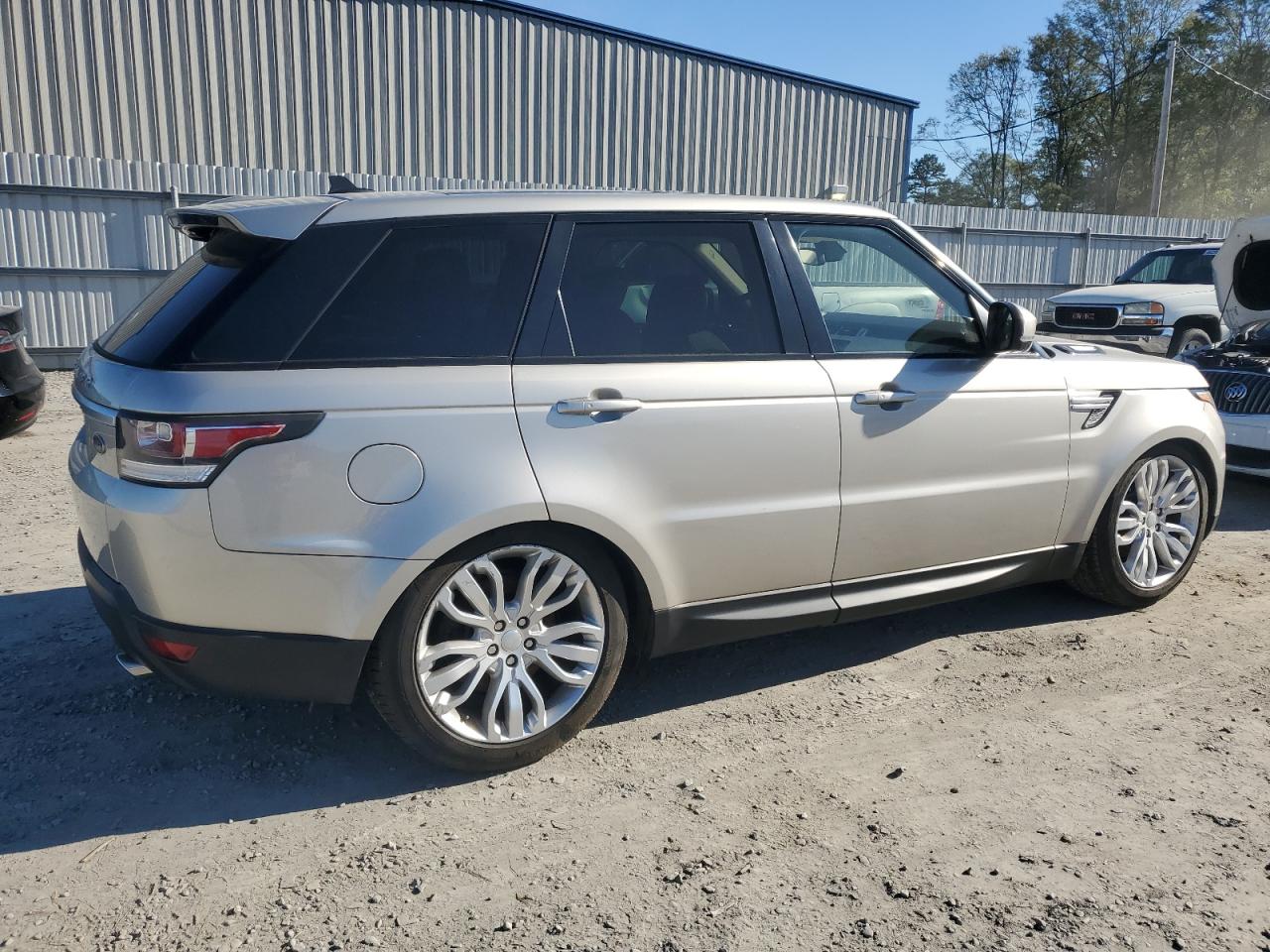 2016 Land Rover Range Rover - Image 3