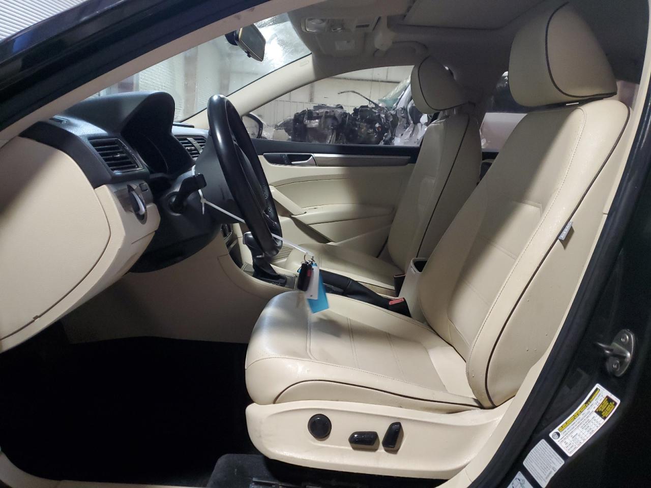 2018 Volkswagen Passat - Image 7