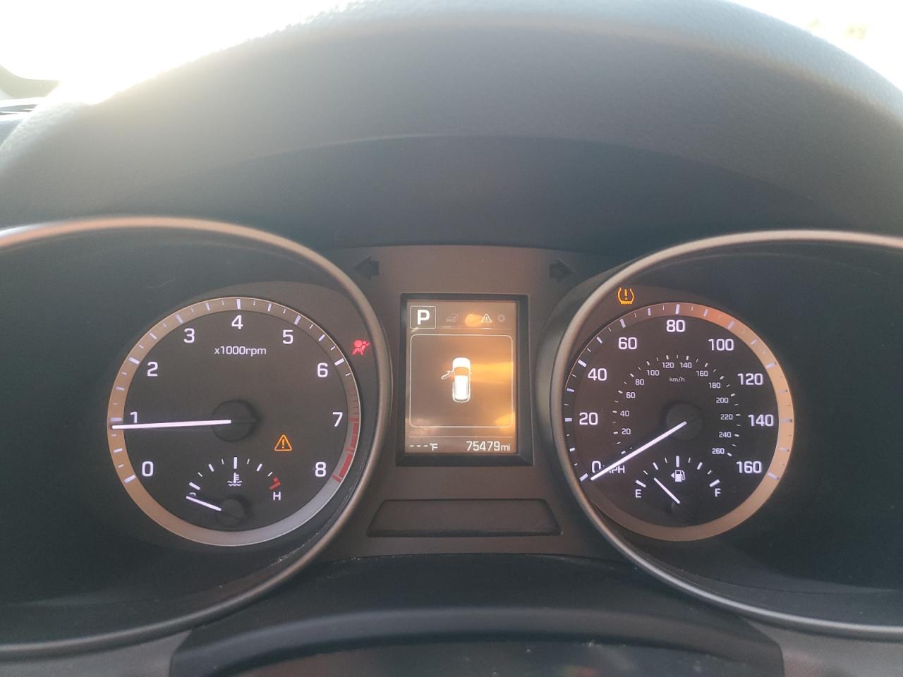 2018 Hyundai Santa Fe - Image 9