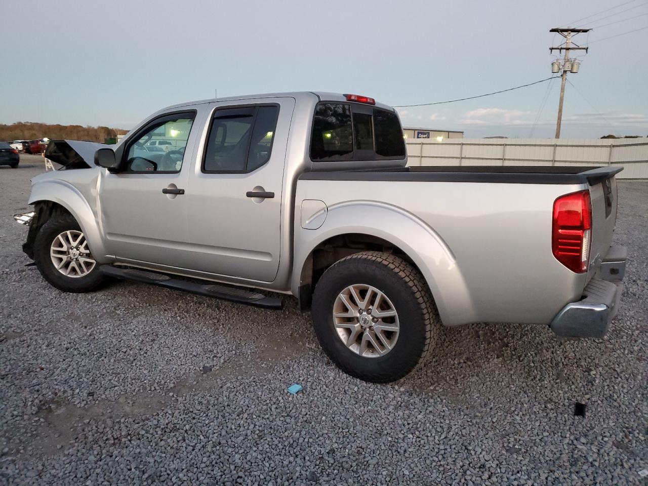 2016 Nissan Navara (Frontier) - Image 2