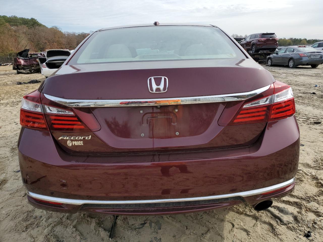 2017 Honda Accord Ex VIN: 1HGCR2F77HA148303 Lot: 81475054