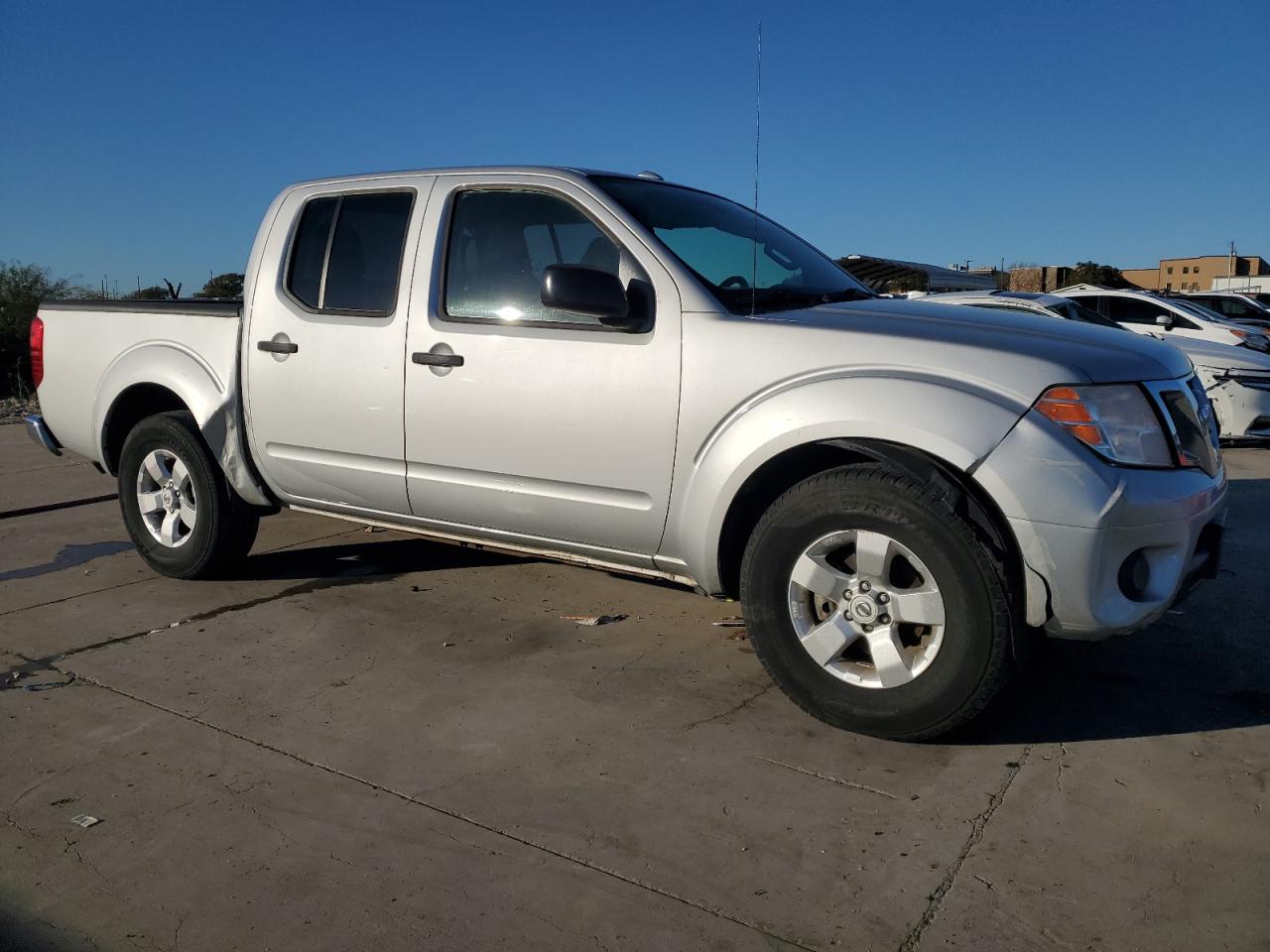 2013 Nissan Navara (Frontier) - Image 4
