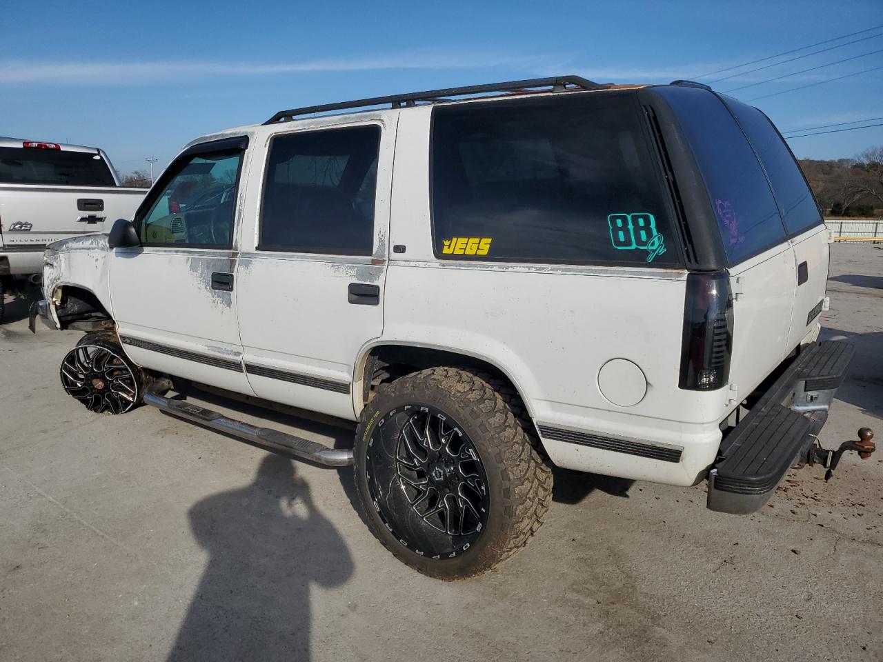 1998 Chevrolet Tahoe - Image 2