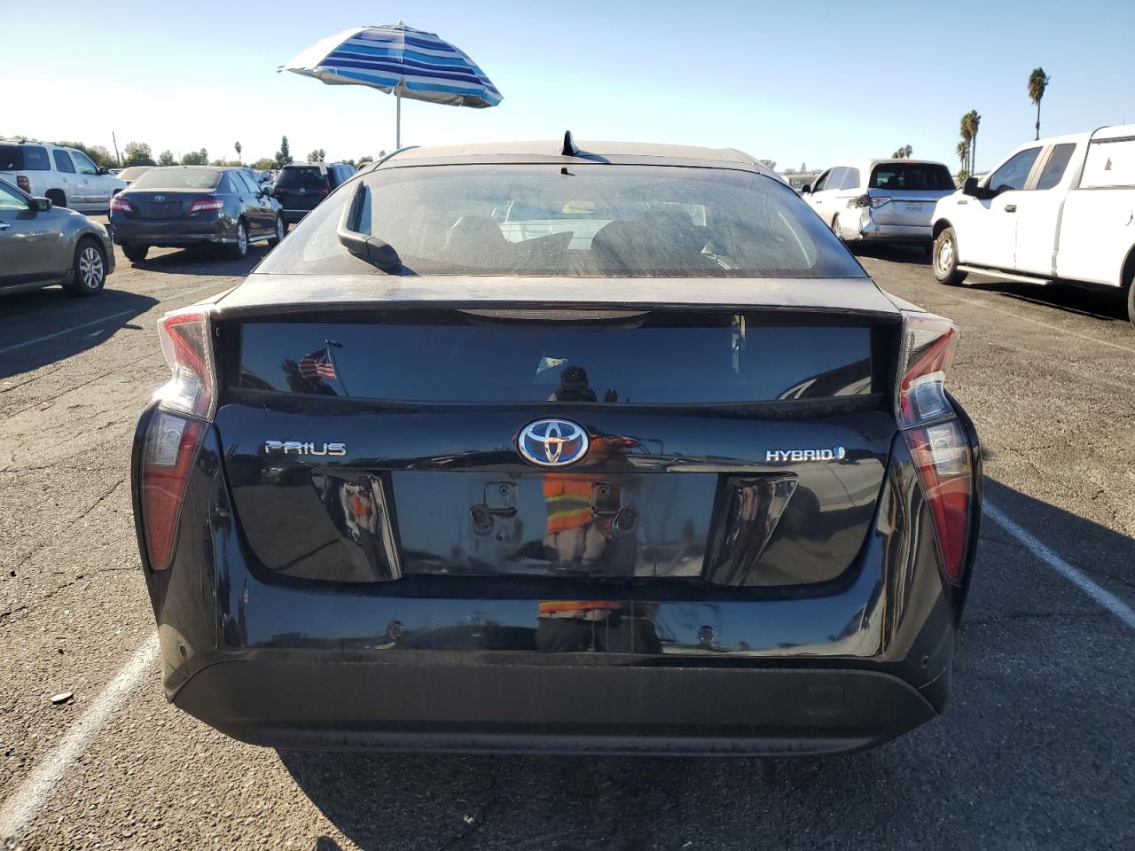 2017 Toyota Prius - Image 6