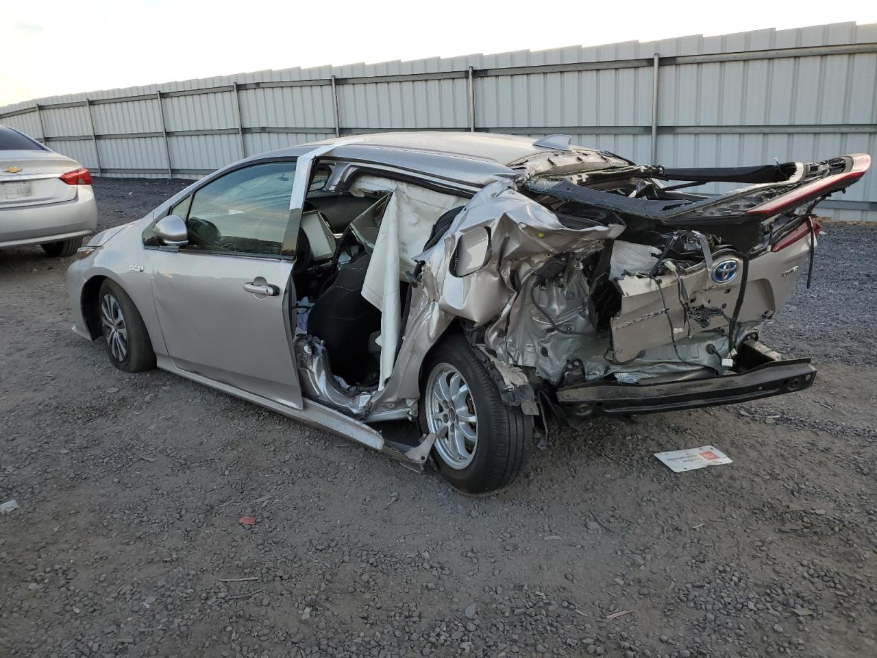 2020 Toyota Prius - Image 2