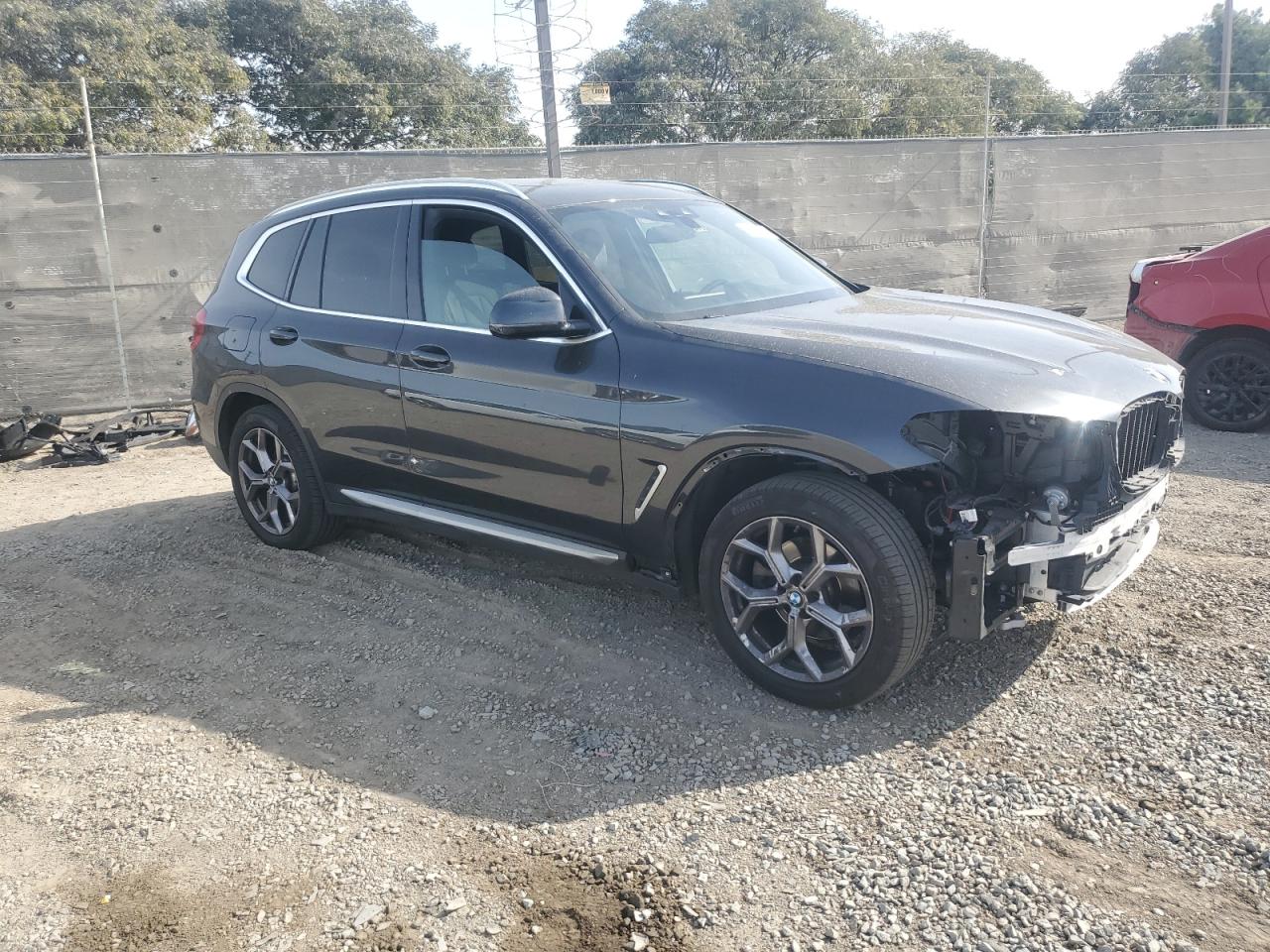 VIN 5UXTY3C0XM9G33014 2021 BMW X3 no.4