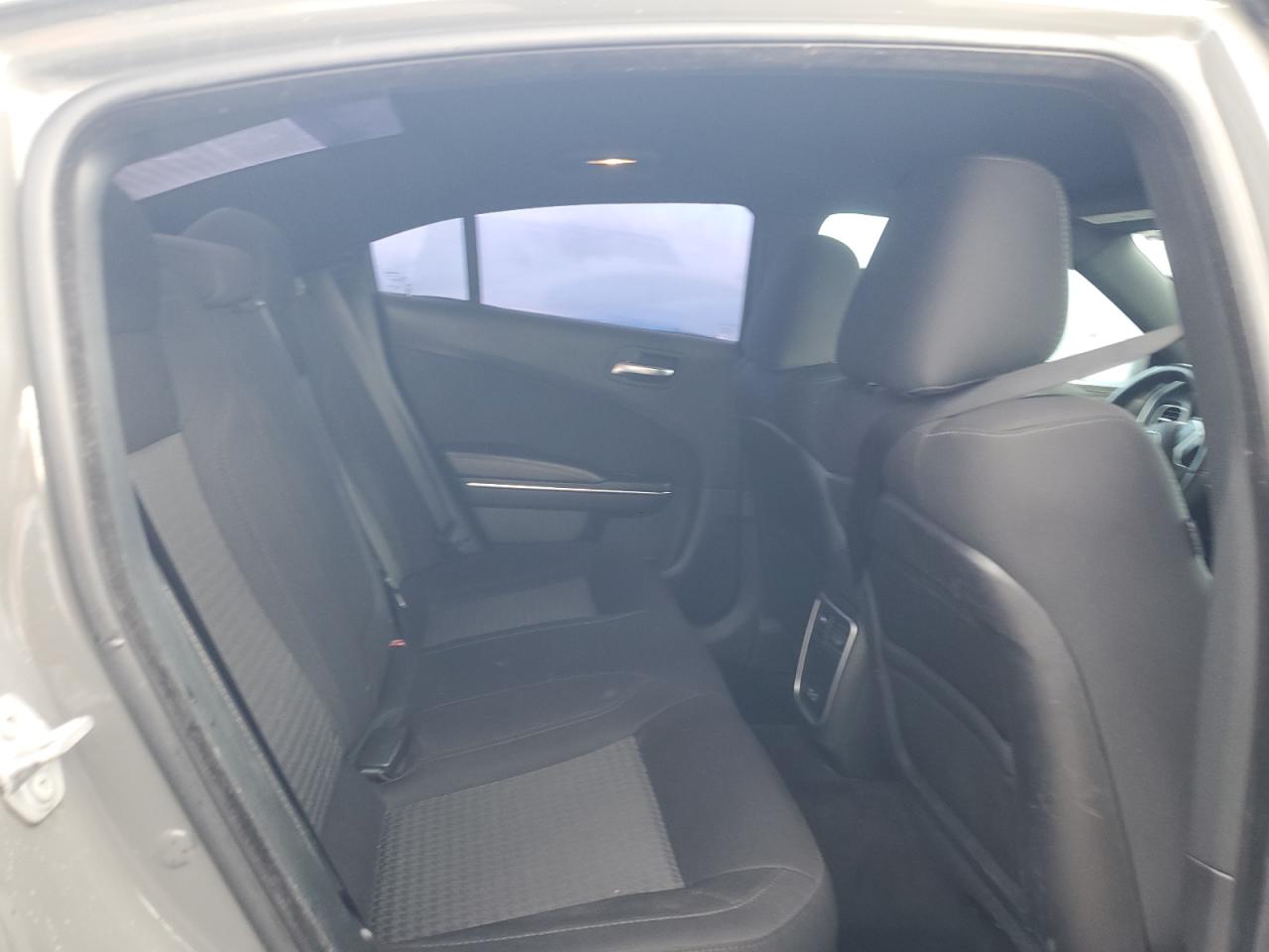 2018 Dodge Charger - Image 10