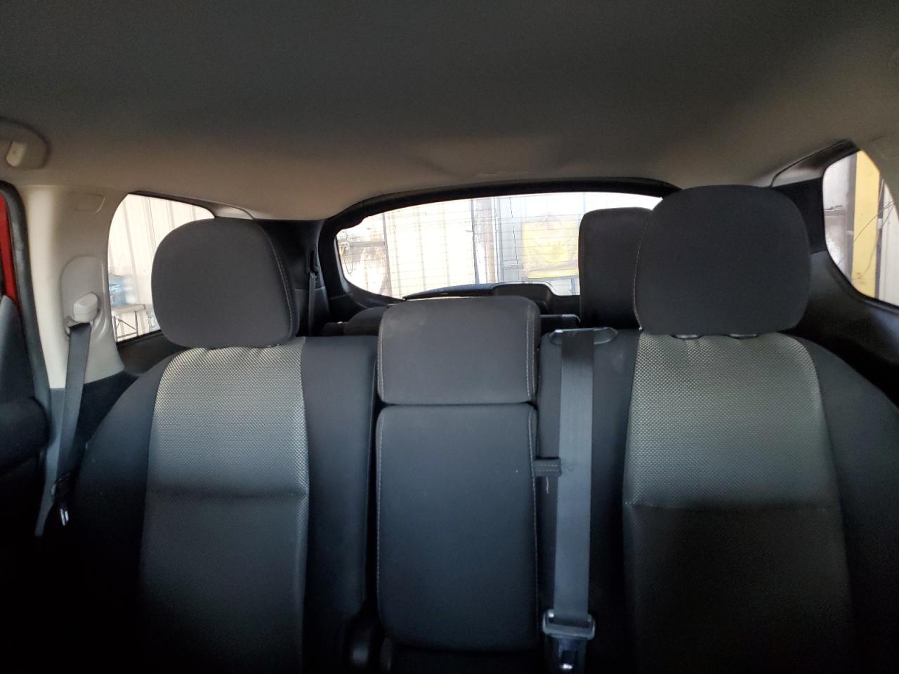 2017 Nissan Pathfinder - Image 10