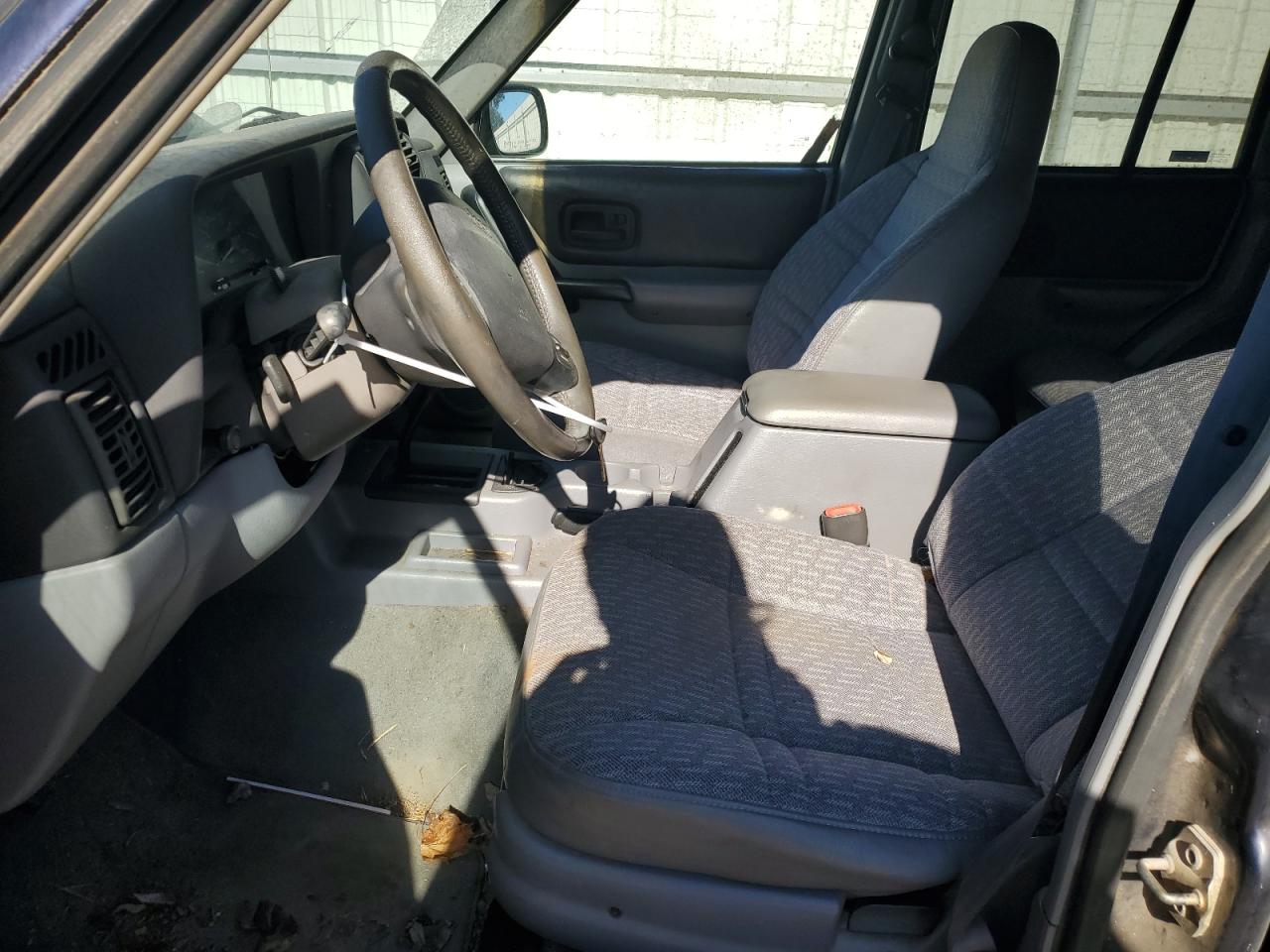 1998 Jeep Grand Cherokee - Image 7