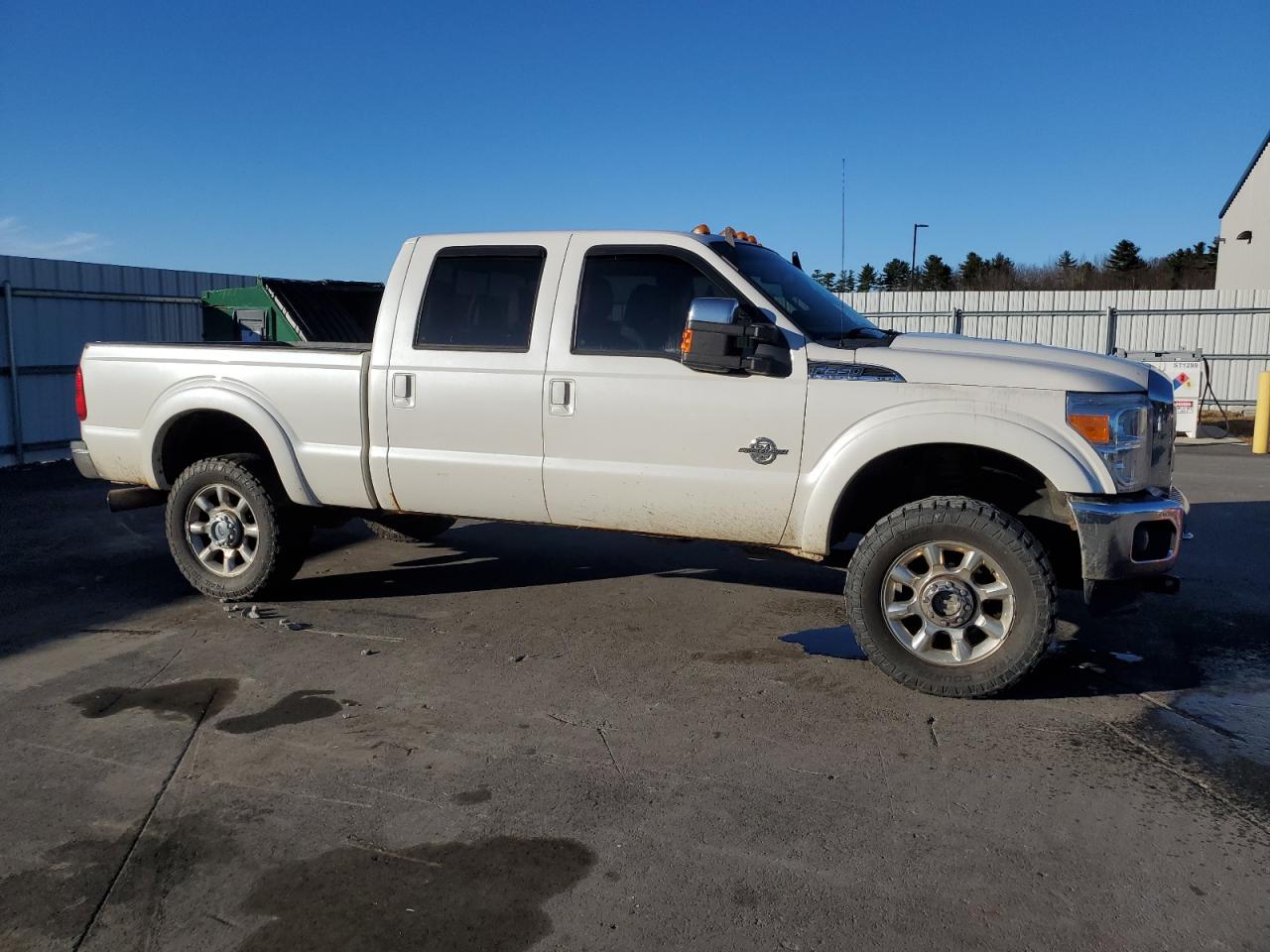 2011 Ford F350 - Image 4