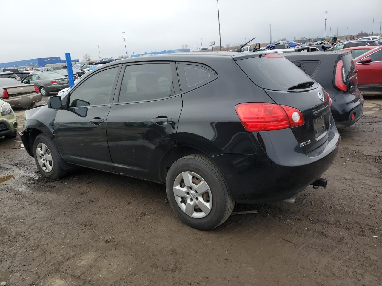 2009 Nissan Rogue - Image 2
