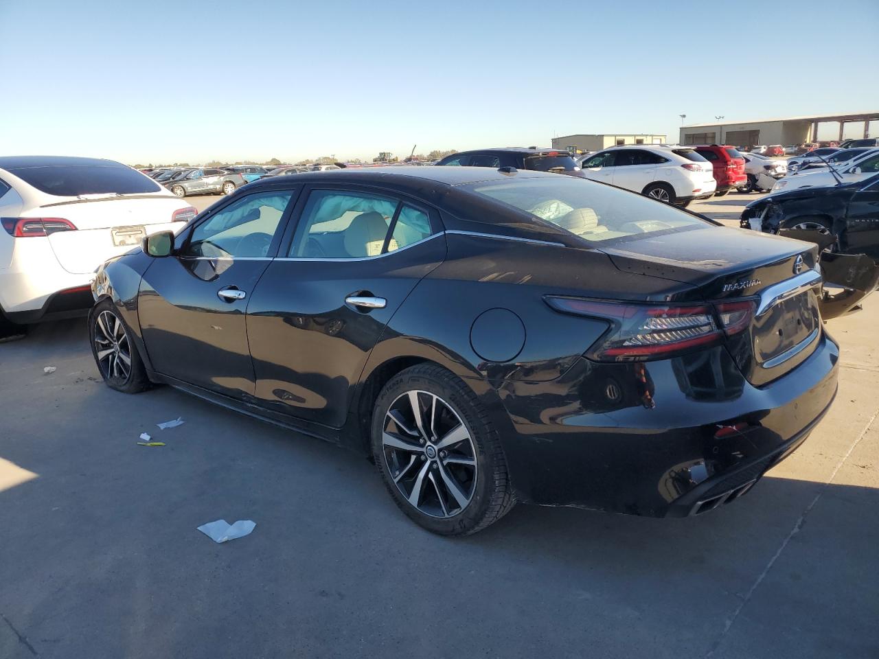 2021 Nissan Maxima - Image 2