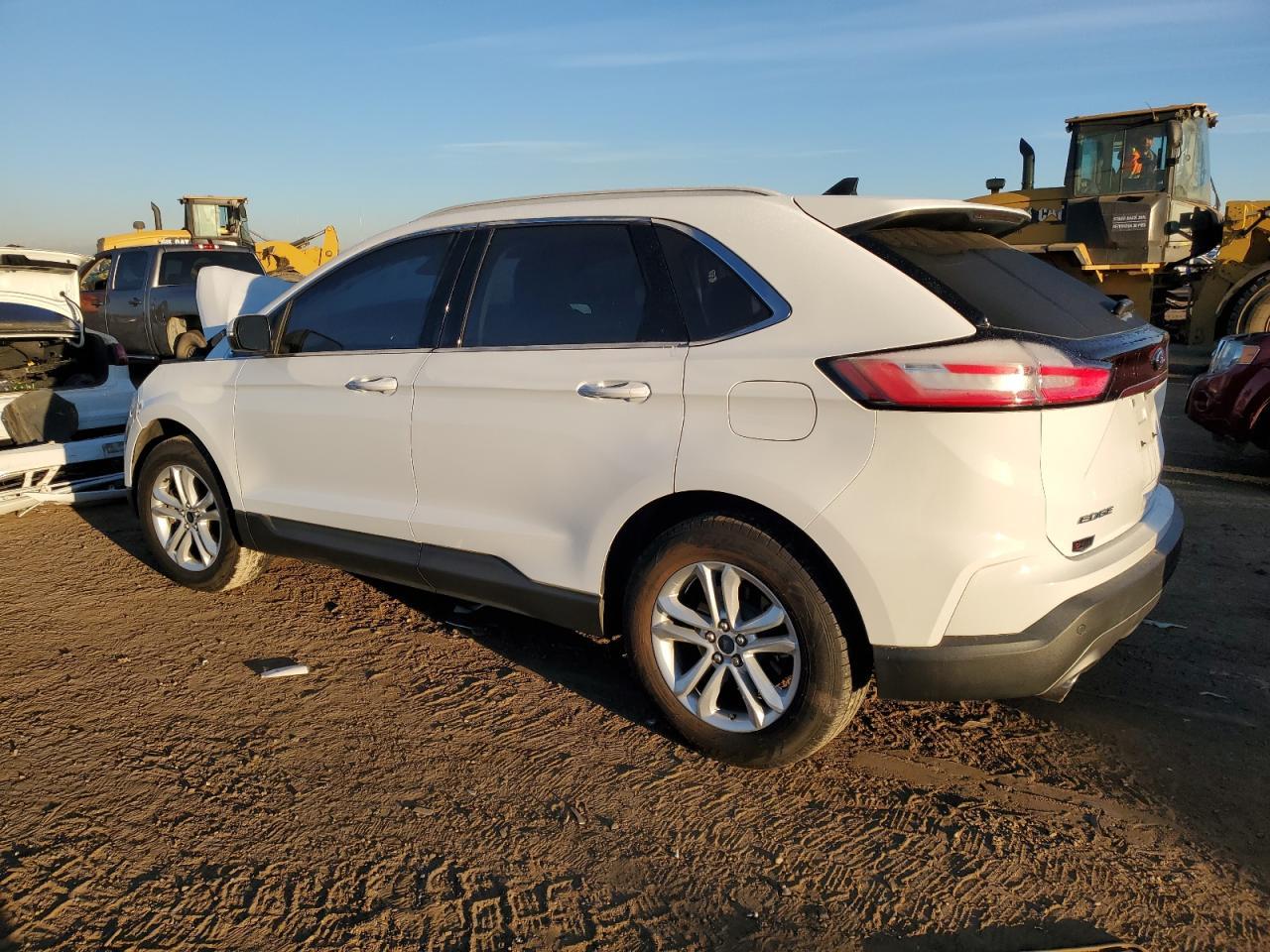 2020 Ford Edge - Image 2