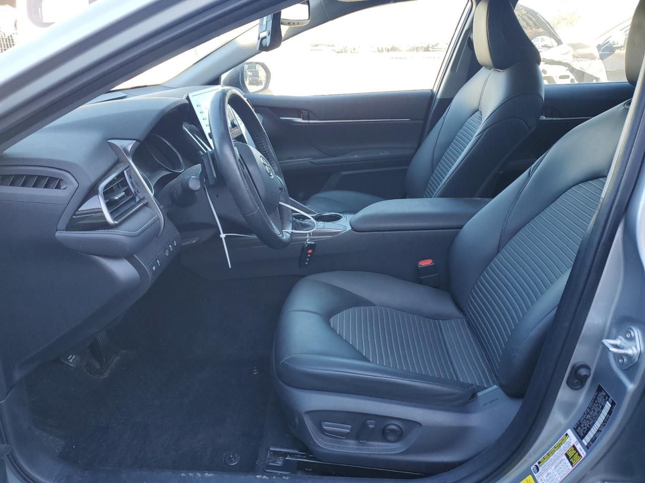 2022 Toyota Camry - Image 7