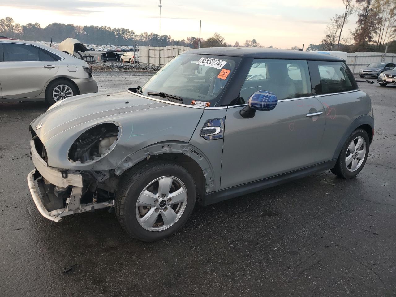 2015 MINI Cooper - Image 1