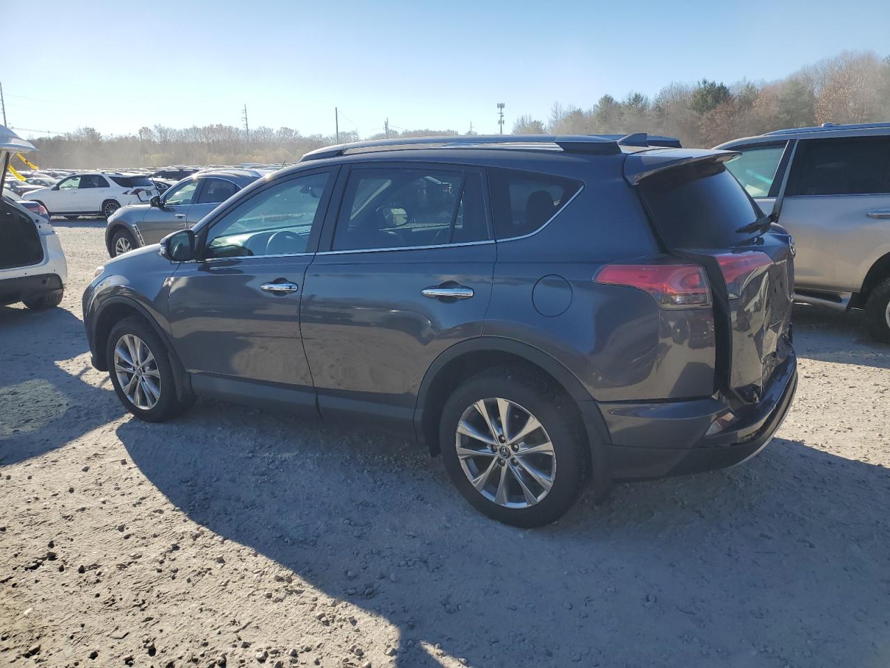 2018 Toyota RAV 4 - Image 2