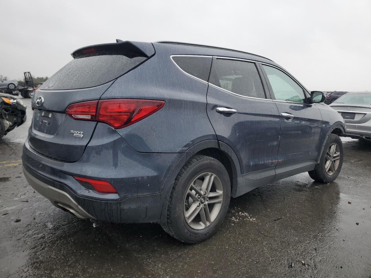 2017 Hyundai Santa Fe Sport VIN: 5NMZUDLB6HH021575 Lot: 81567914