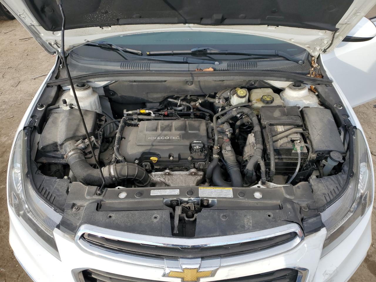 2015 Chevrolet Cruze - Image 11