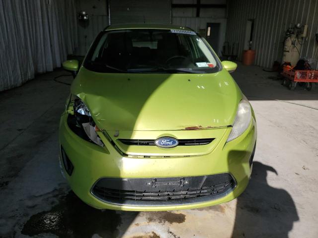 Хетчбеки FORD FIESTA 2012 Зелений