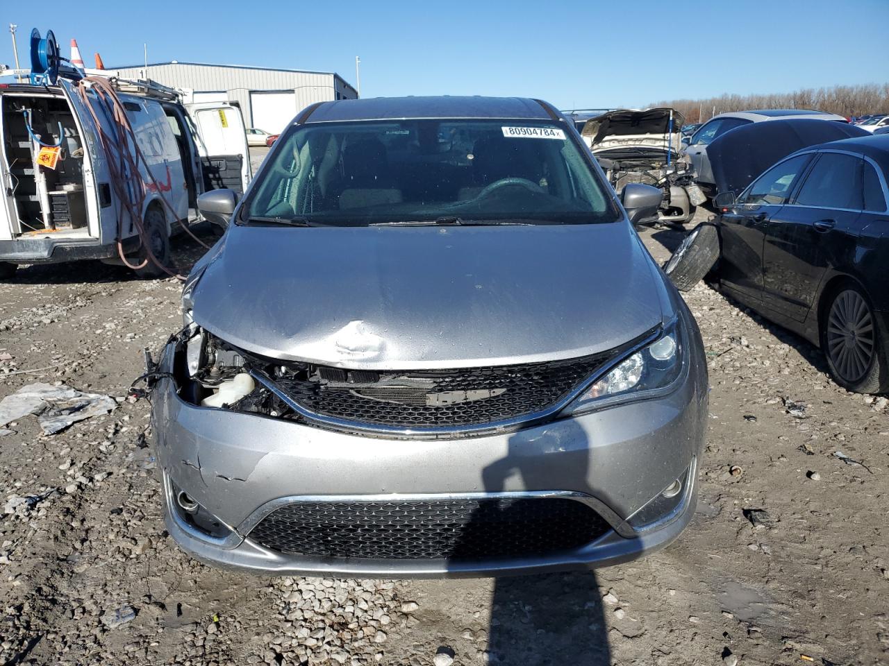 2017 Chrysler Pacifica - Image 5