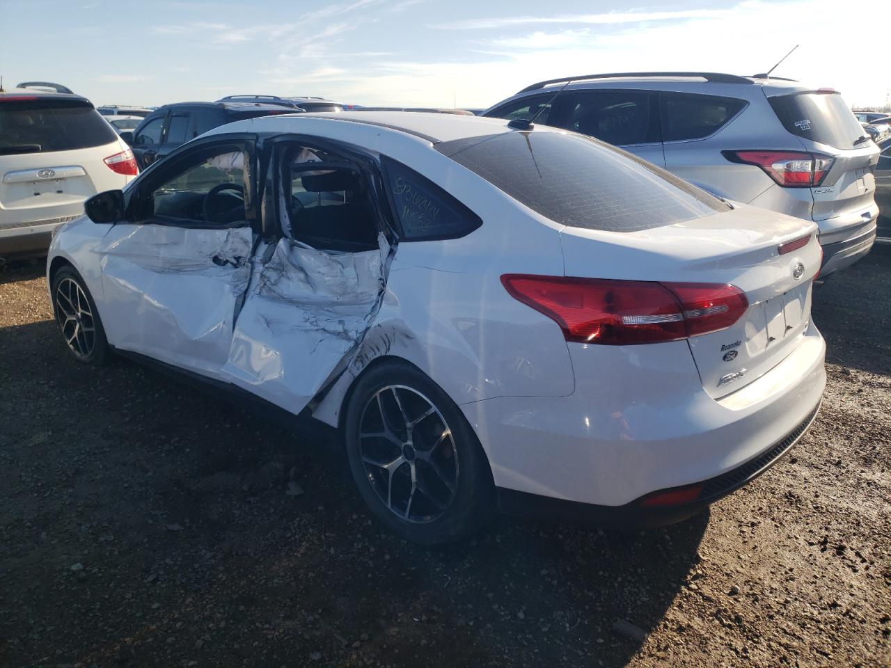 1FADP3FE2HL292705 2017 FORD FOCUS - Image 2
