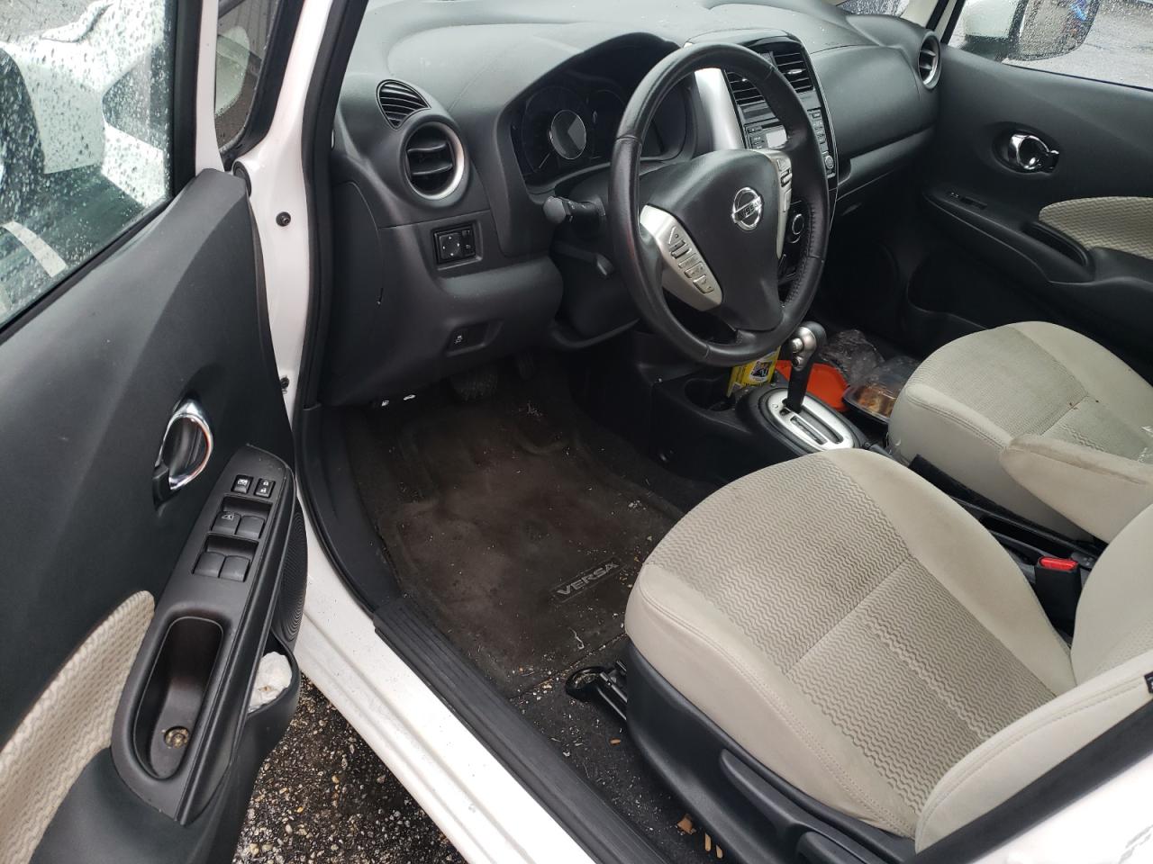 2017 Nissan Versa - Image 8