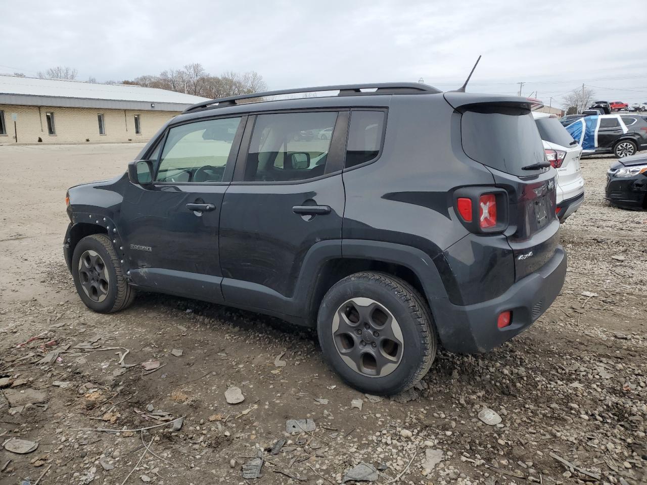 VIN ZACCJBBH0FPB65487 2015 JEEP RENEGADE no.2