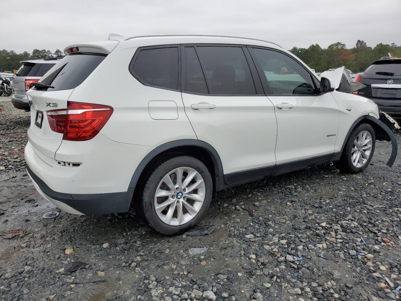 VIN 5UXWX9C55F0D53183 2015 BMW X3 no.3