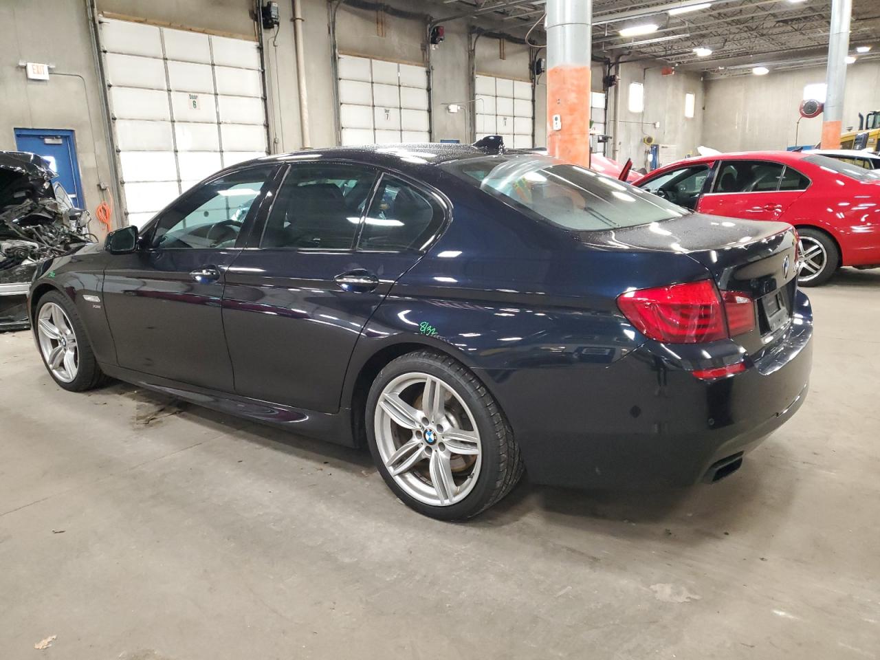 2011 BMW 5er - Image 2