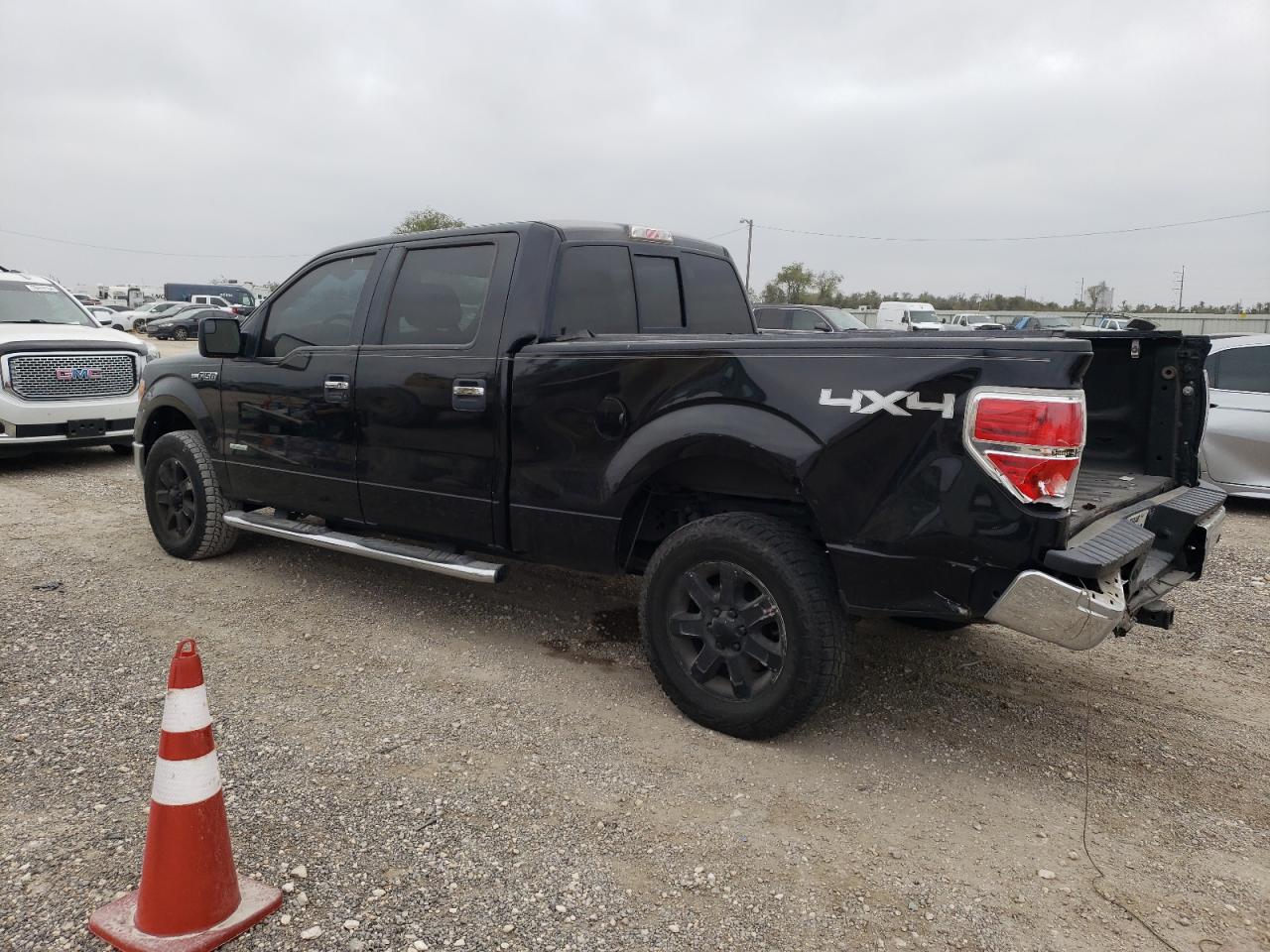 2014 Ford F-150 - Image 2