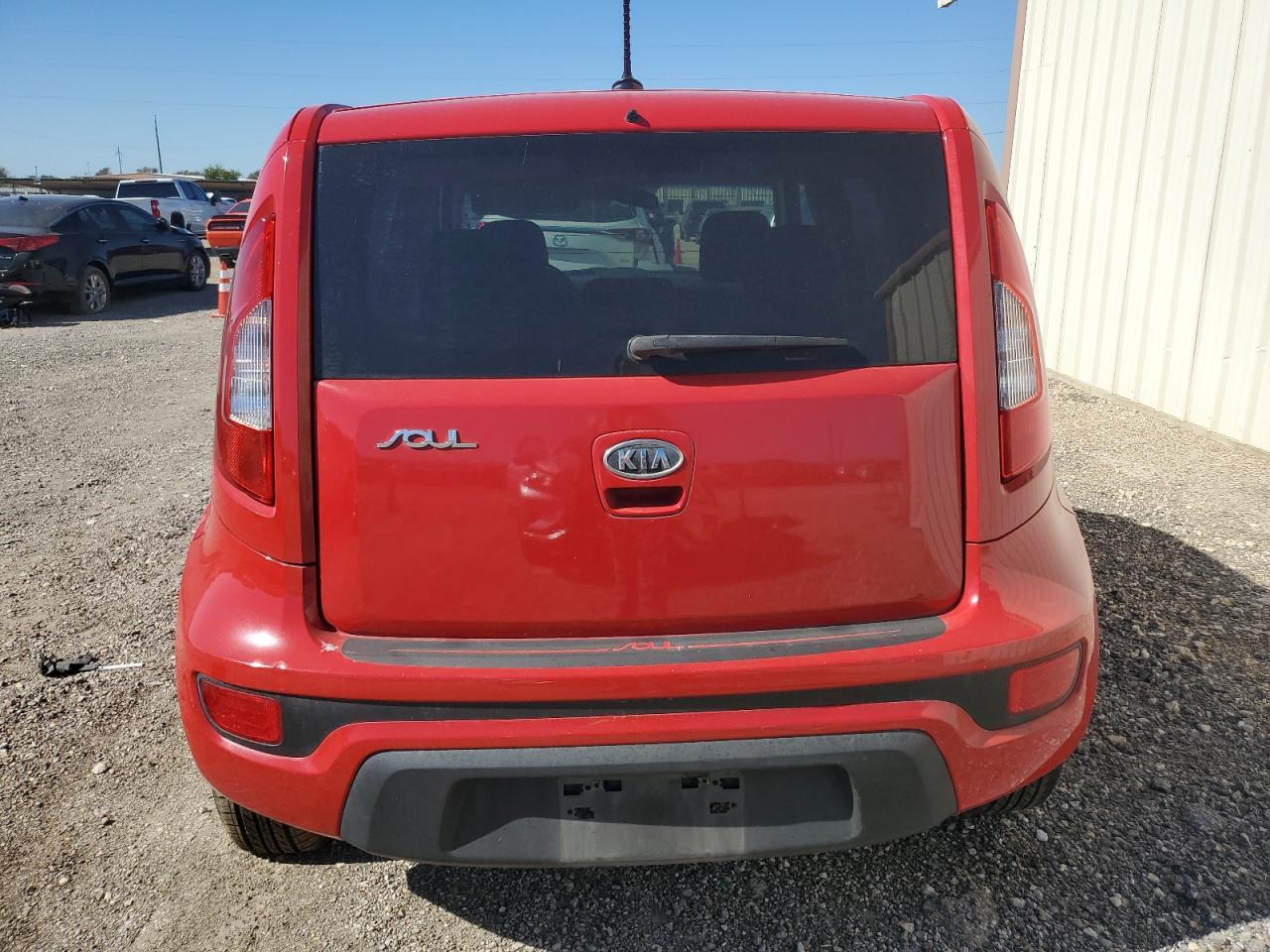 2012 Kia Soul + VIN: KNDJT2A68C7423673 Lot: 80871754