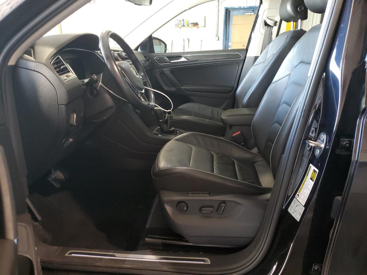 2018 Volkswagen Tiguan - Image 7