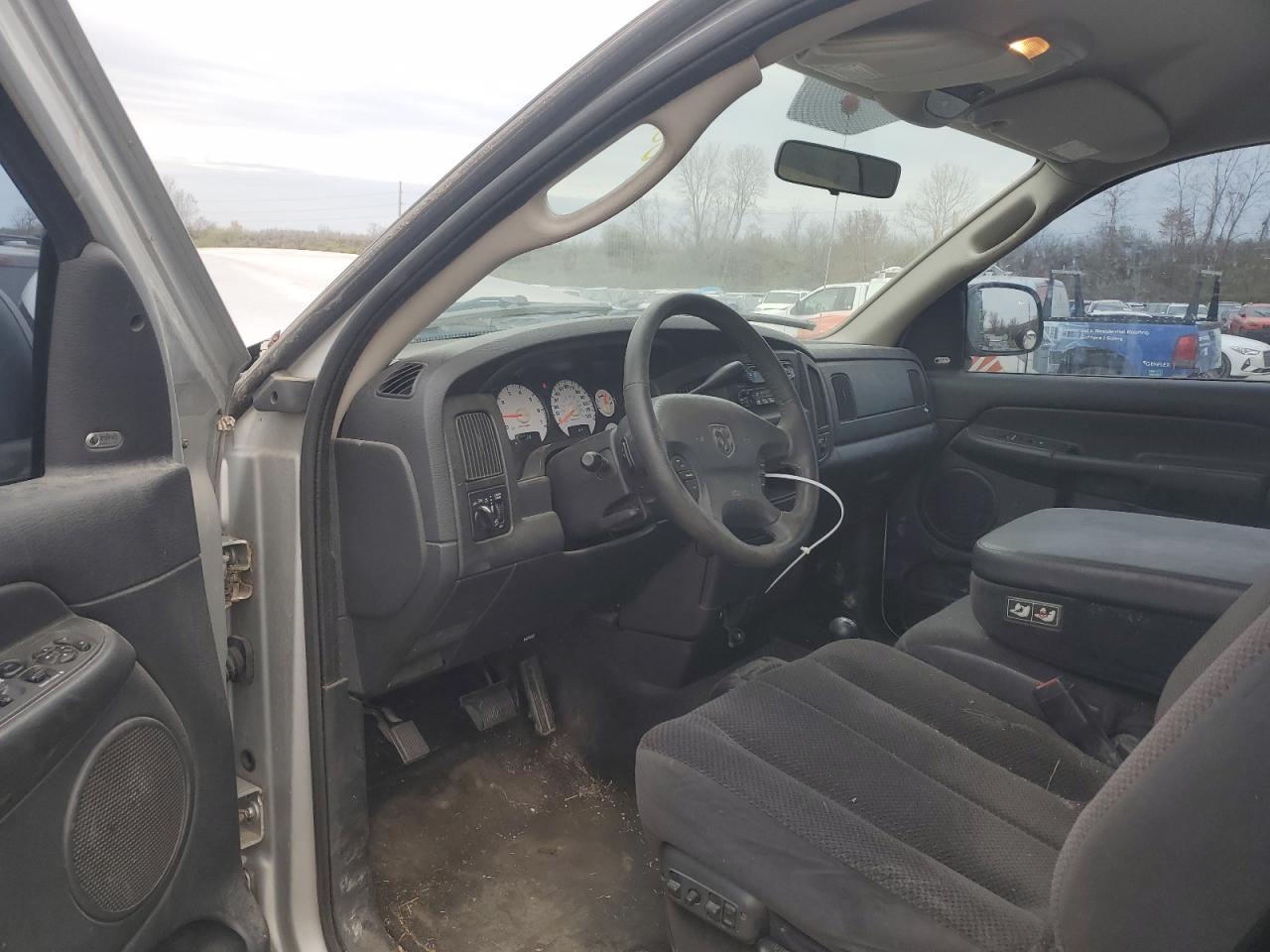 2003 Dodge RAM - Image 8