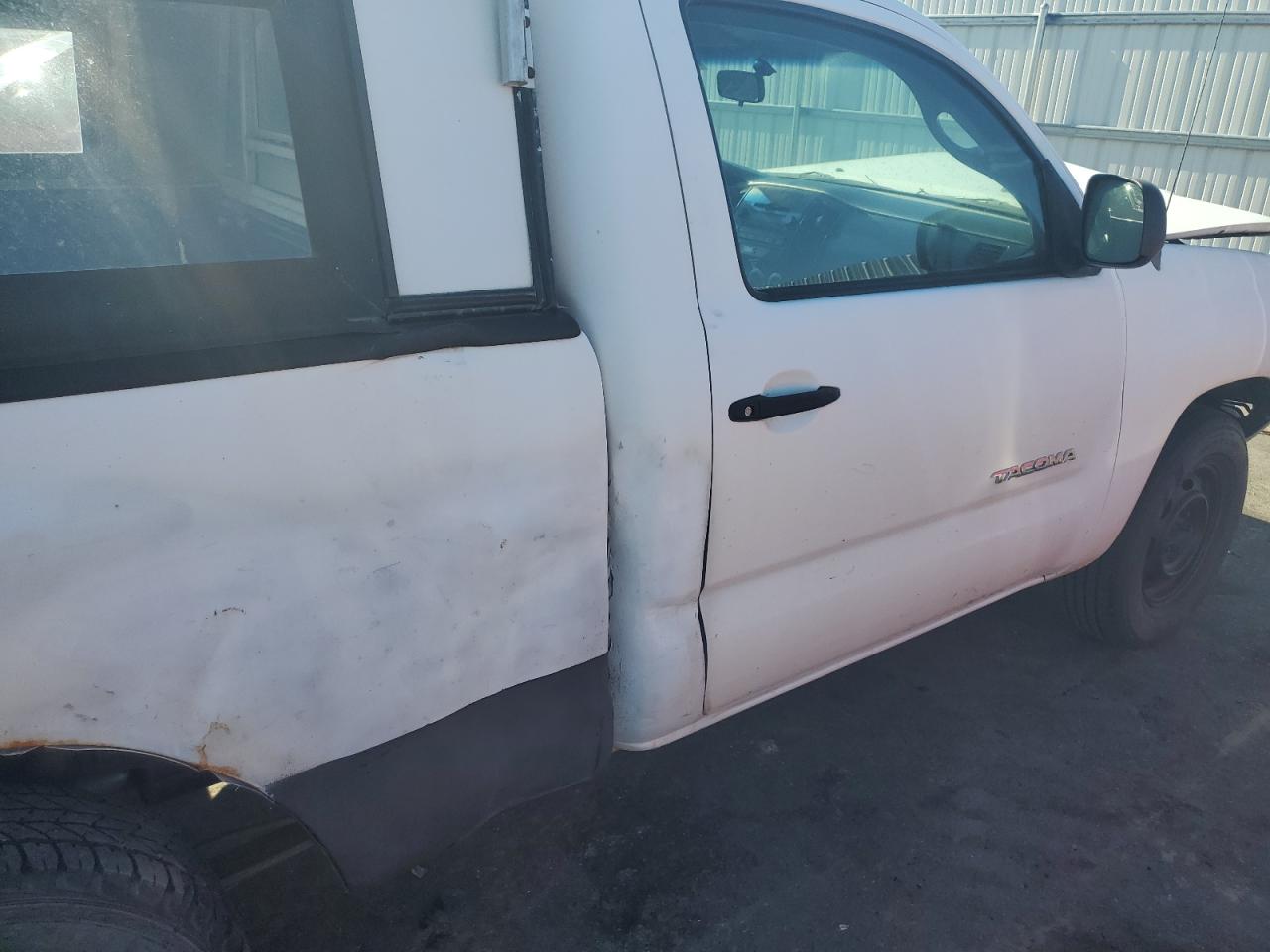 2009 Toyota Tacoma - Image 11