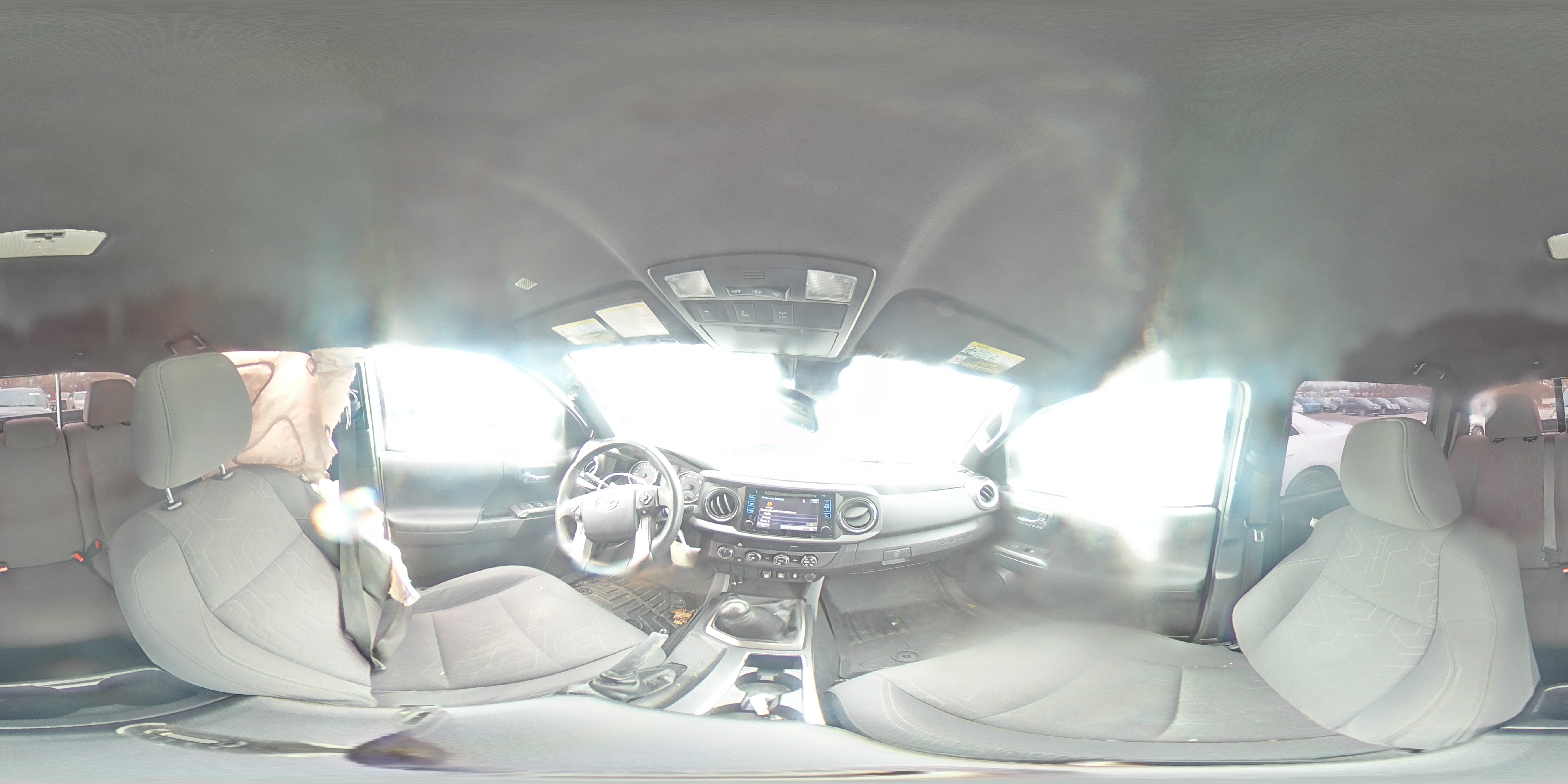 2019 Toyota Tacoma - Image 13