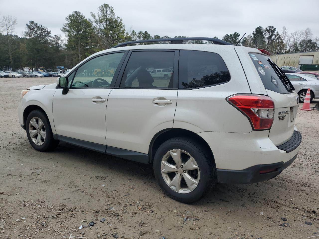 2014 Subaru Forester - Image 2