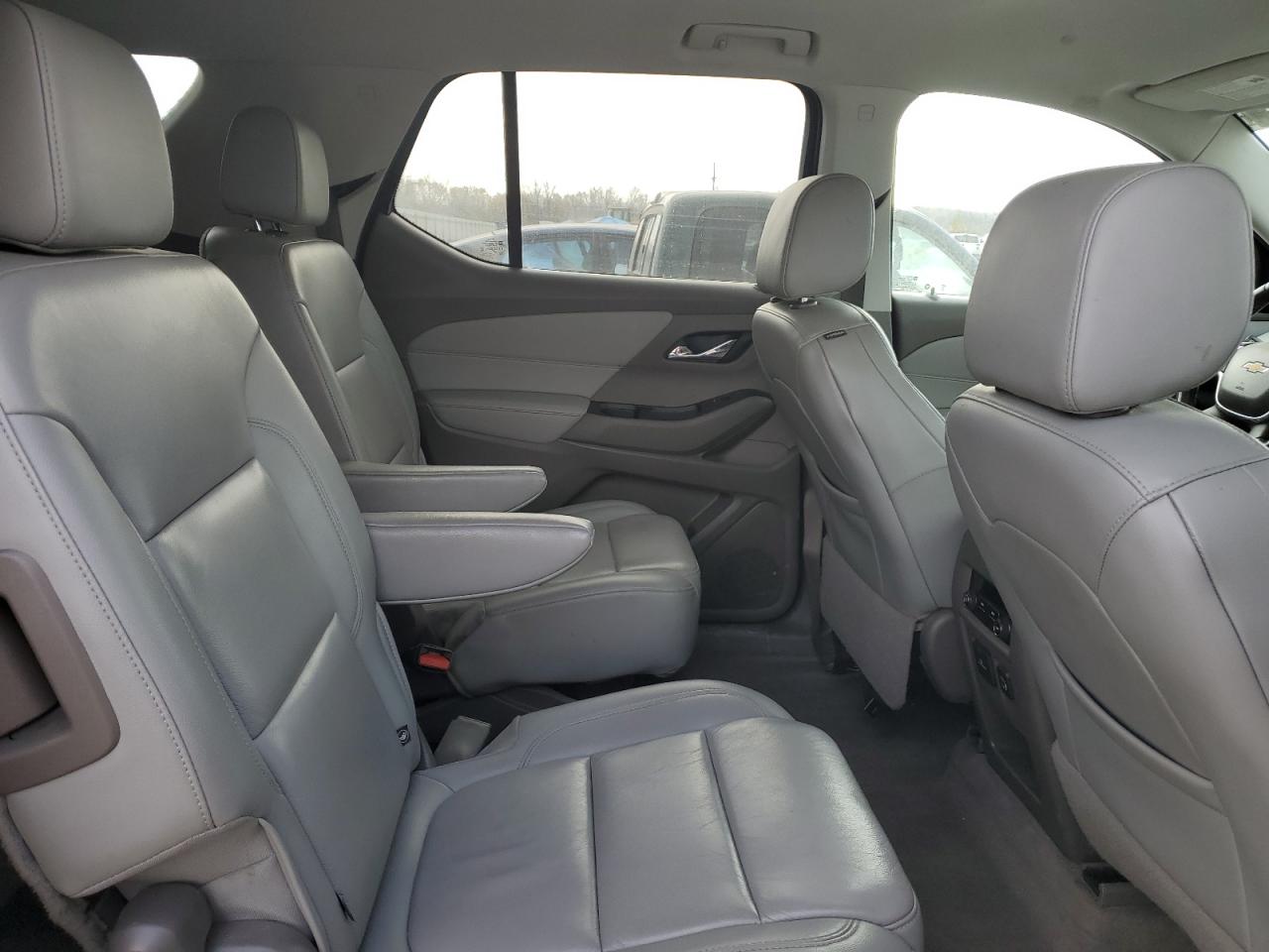 2020 Chevrolet Traverse - Image 11