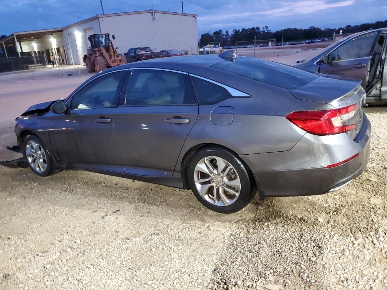 VIN 1HGCV1F14JA023122 2018 HONDA ACCORD no.2