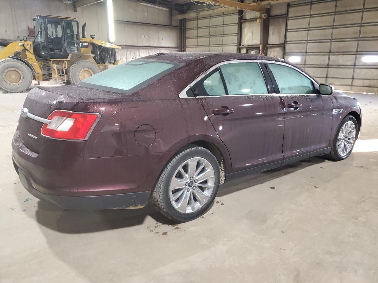 2011 Ford Taurus - Image 3