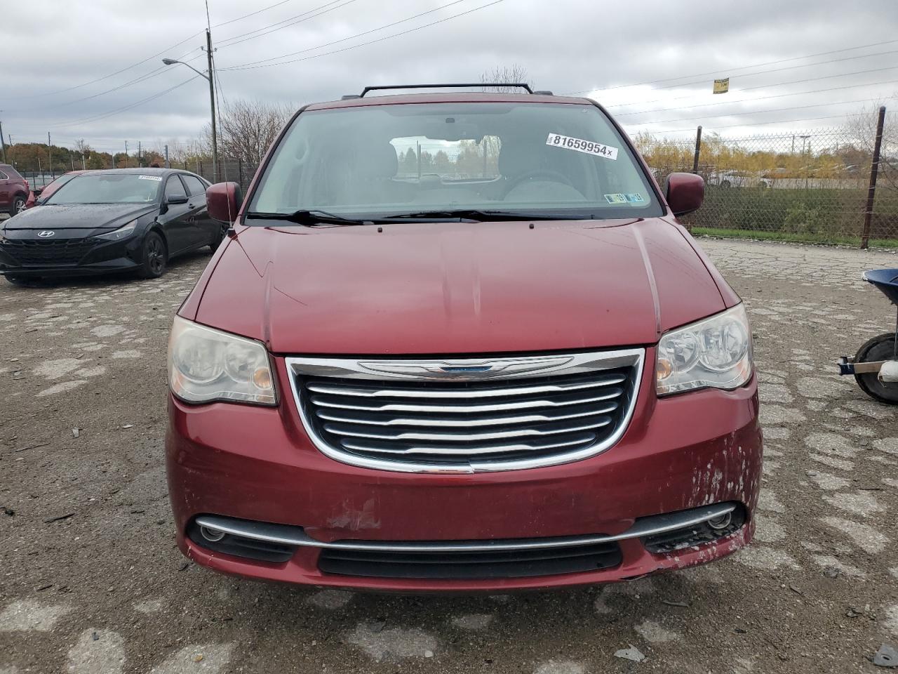 2013 Chrysler Town & Country - Image 5