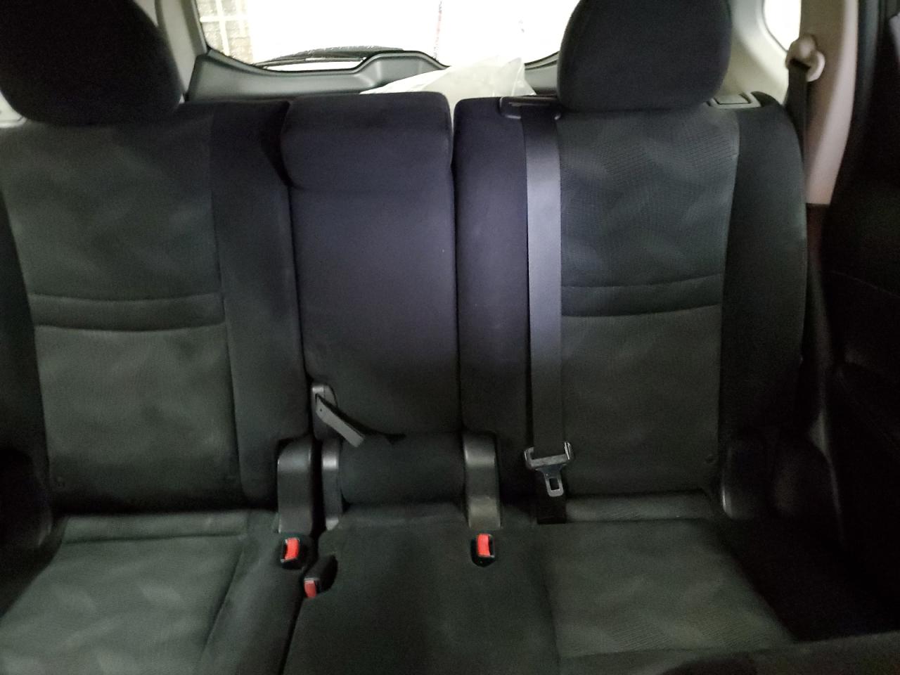 2014 Nissan Rogue - Image 10