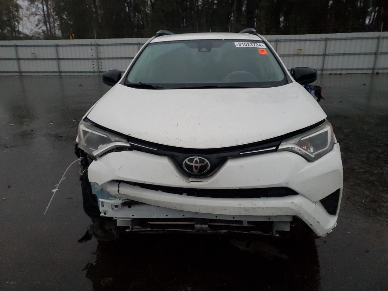 2018 Toyota RAV 4 - Image 5