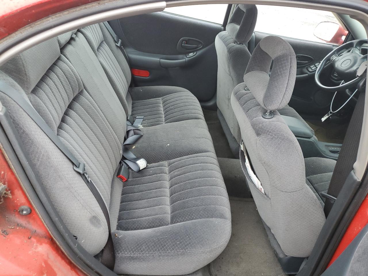 2003 Pontiac Grand Prix - Image 10