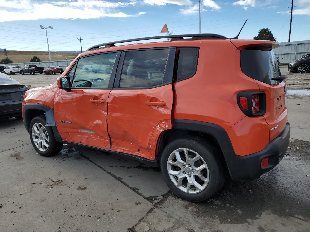 2016 Jeep Renegade - Image 2