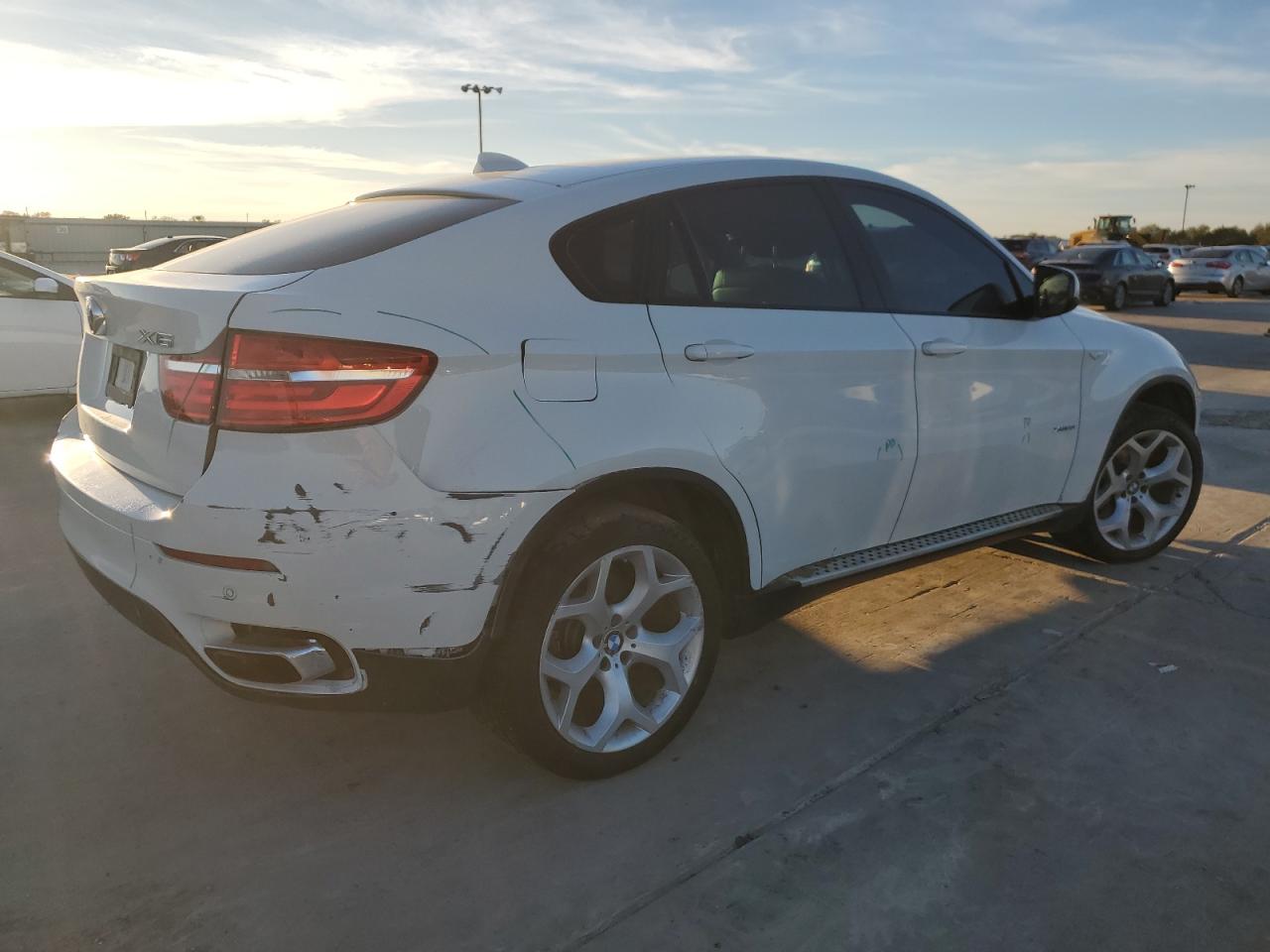 VIN 5UXFG8C58DL592214 2013 BMW X6 no.3