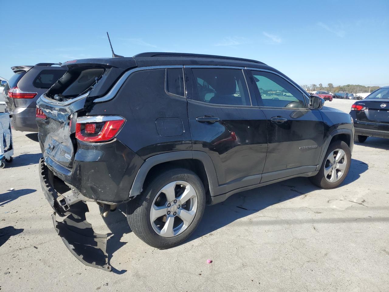 2019 Jeep Compass Latitude VIN: 3C4NJCBB7KT692301 Lot: 80442934