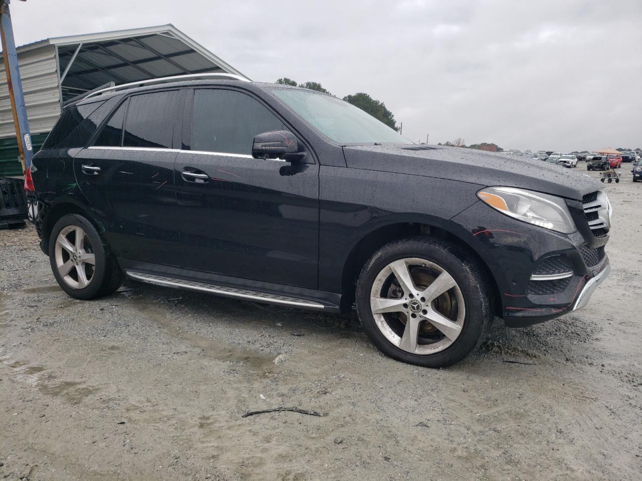 2017 Mercedes-Benz GLE - Image 4