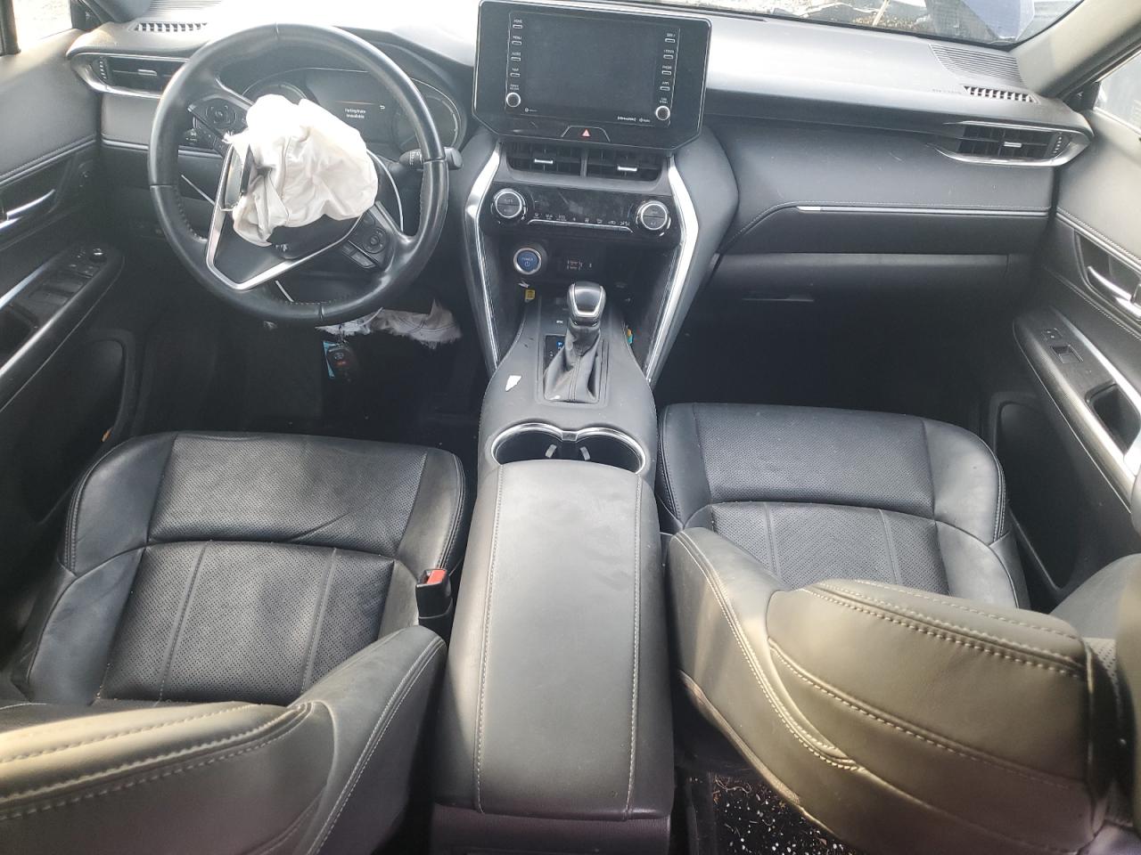 2021 Toyota Venza - Image 8