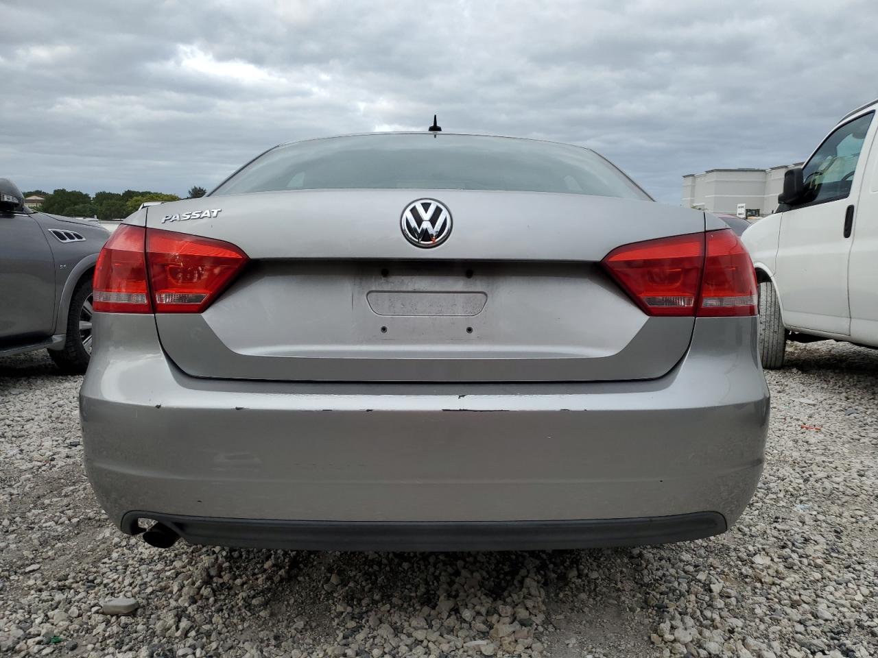 2012 Volkswagen Passat S VIN: 1VWAH7A3XCC033036 Lot: 81567864